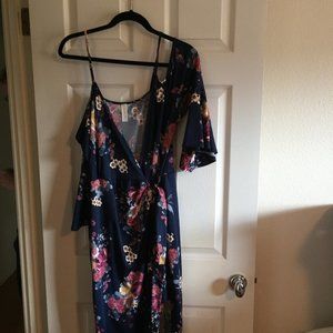 🌸 Plus size Dress- Blue, Wrap Around🌸